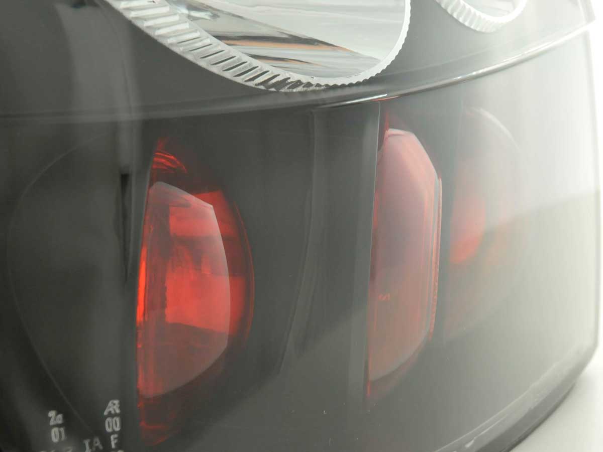 Rückleuchten Set Audi A4 Limo Typ 8E 01-04 schwarz Rückleuchten Set Audi A4 Limo Typ 8E 01-04 schwarz